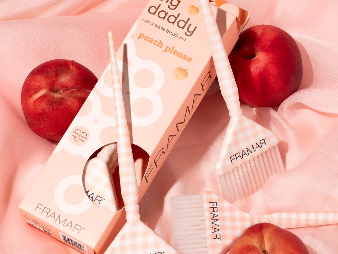 Štětce Framar Big Daddy Peach Please s krabičkou a broskvemi