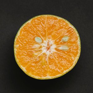 Vitamin C (Ascorbyl Glucoside)
